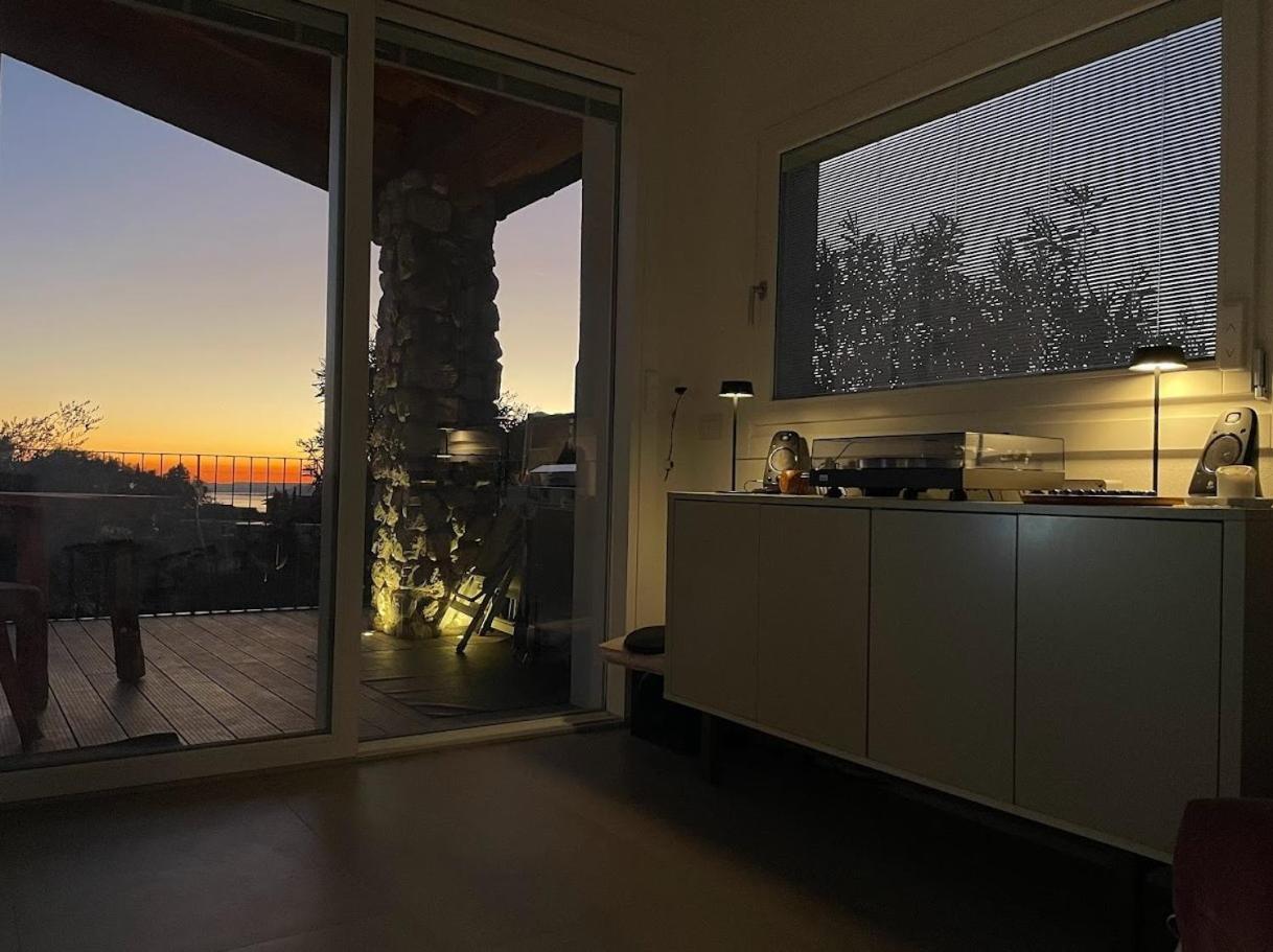Appartamento Anna E Marco มัลเชซิเน ภายนอก รูปภาพ